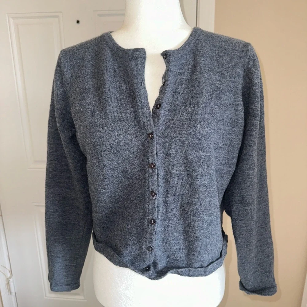 Chadwick’s Gray 100% Merino Wool Button Down Cardigan Sweater size smalll